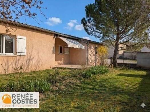 Maison en viager libre Bouquet 31 375 € 3 pièces 2 chambres 66 m² 849 m² de terrain Ruoms 07120