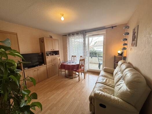 Appartement à vendre 119 900 € 2 pièces 1 chambre 38 m² RDC/2 Villeneuve-Tolosane 31270