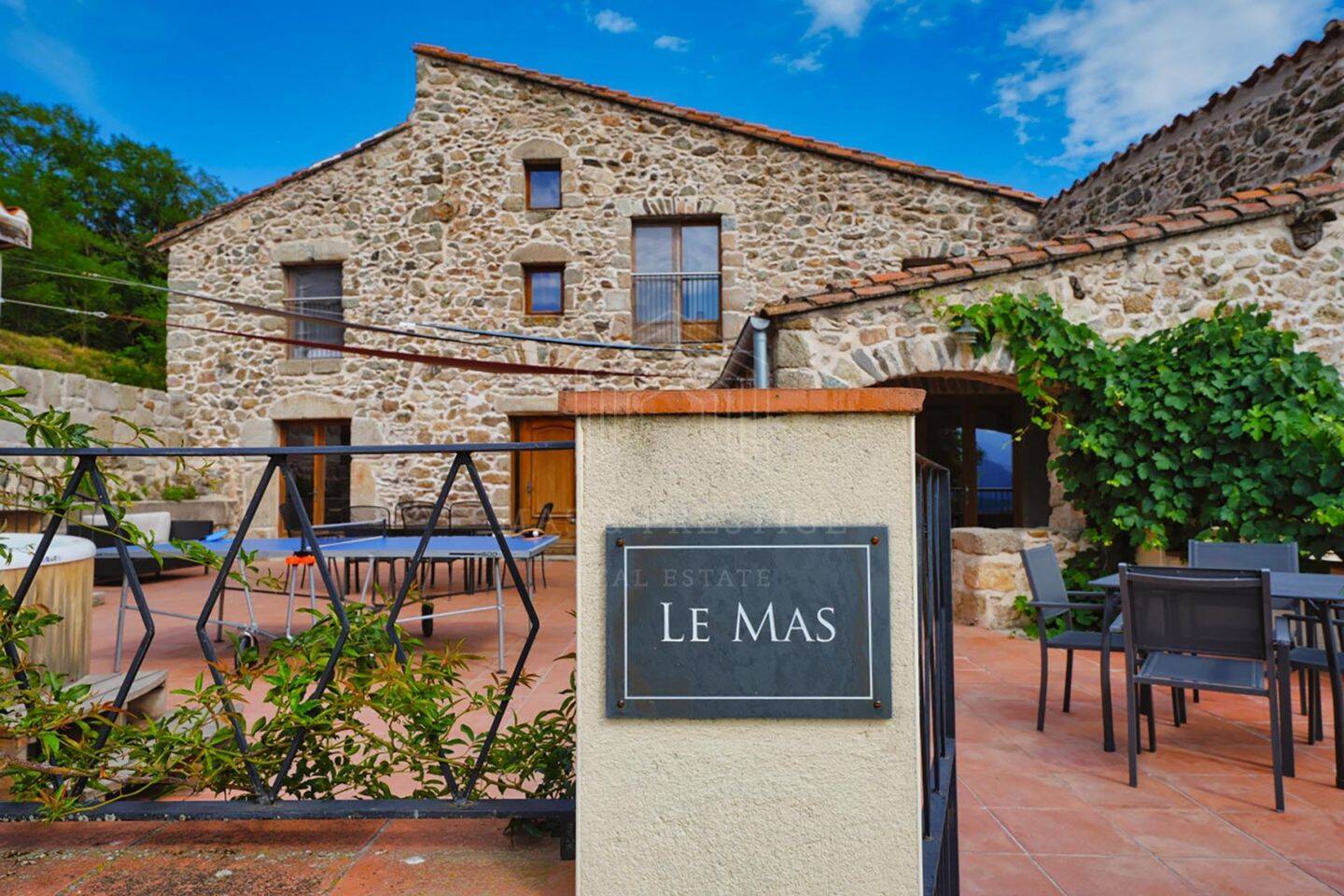 Maison à vendre, 411m², SAINT LAURENT DE CERDANS