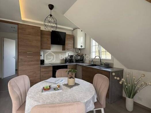 Appartement à vendre 166 500 € 5 pièces 3 chambres 61,5 m² Étage 2/2 Bagnoles de l'Orne Normandie 61600