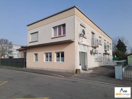 Immeuble à vendre 735 000 € 310 m² Ottmarsheim 68490