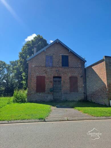 Maison à vendre 65 000 € 4 pièces 3 chambres 103 m² Dohis 02360