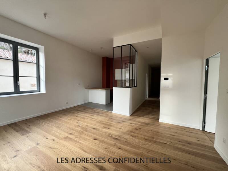 Maison à louer, 85m², CHARBONNIERES LES BAINS