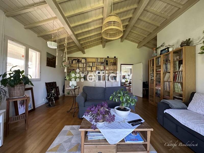 Maison à vendre, 142m², SAINT CAPRAIS DE BORDEAUX