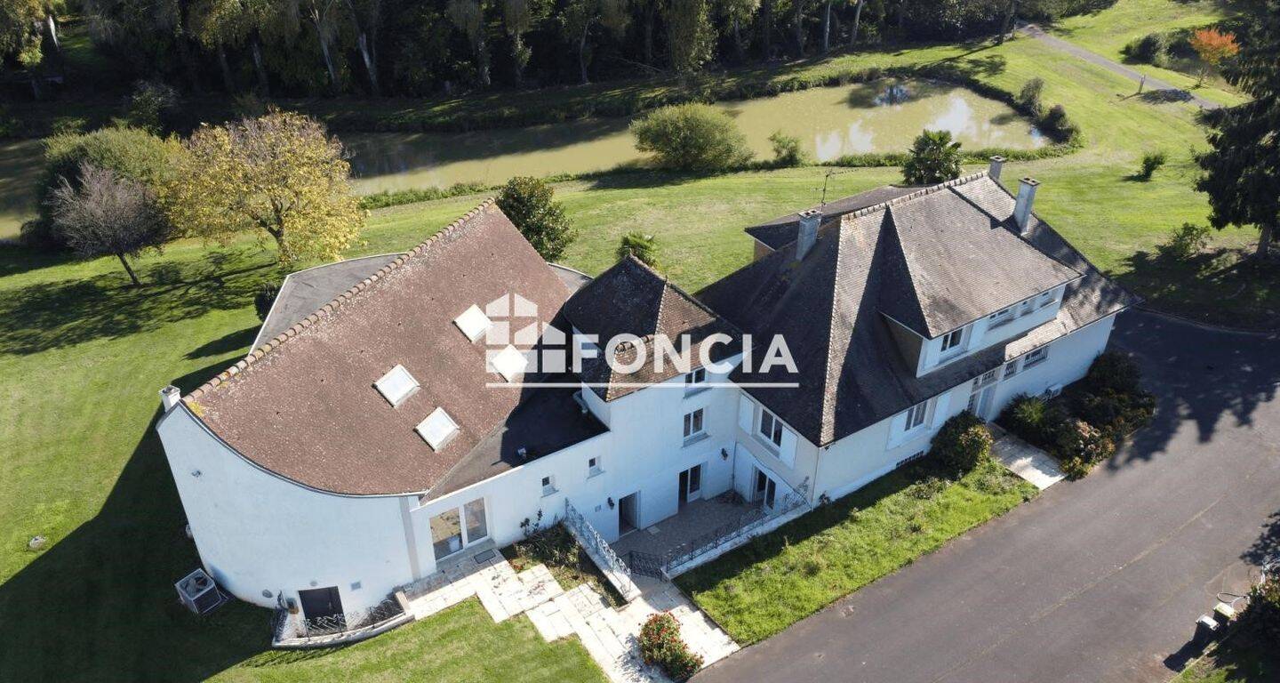 Maison à vendre, 309m², NIEUIL L'ESPOIR