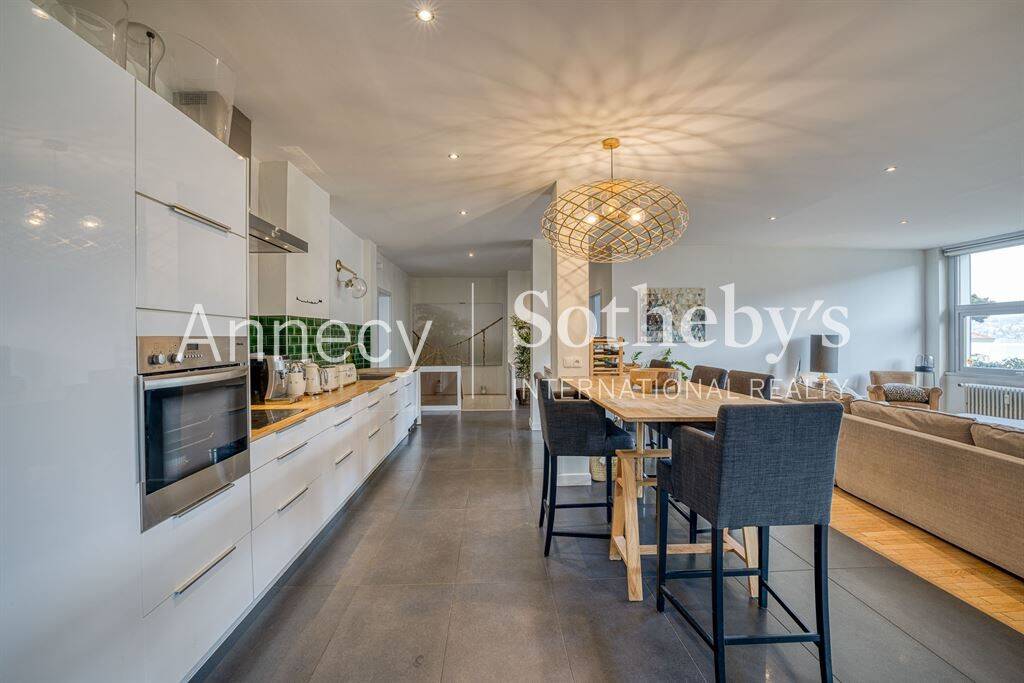 Maison à vendre, 233m², SEVRIER