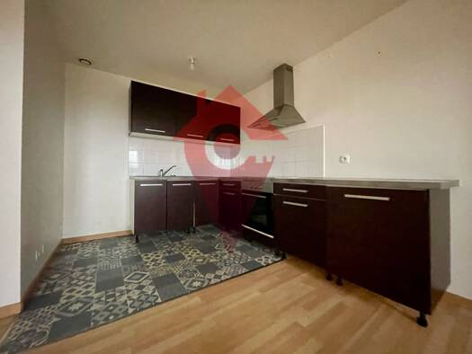 Appartement à louer 590 € 3 pièces 2 chambres 71 m² Étage 2/2 Caudry 59540