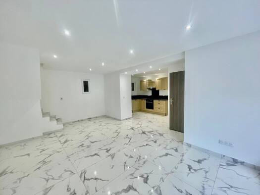 Maison de ville à vendre 149 800 € 1 pièce 2 chambres 84 m² Verniolle 09340