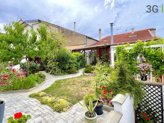 Villa à vendre 185 000 € 6 pièces 3 chambres 142 m² 344 m² de terrain Charmois 54360