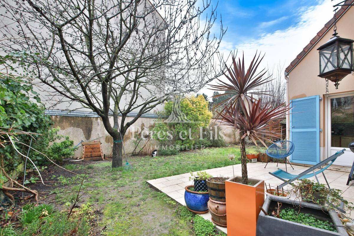 Maison à vendre, 120m², NANTERRE