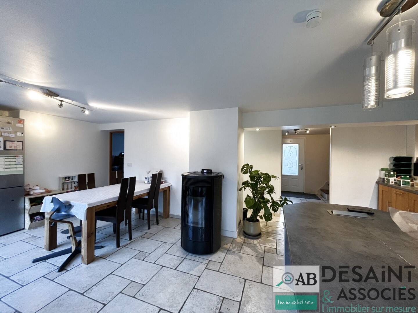 Maison à vendre, 135m², CRECY LA CHAPELLE