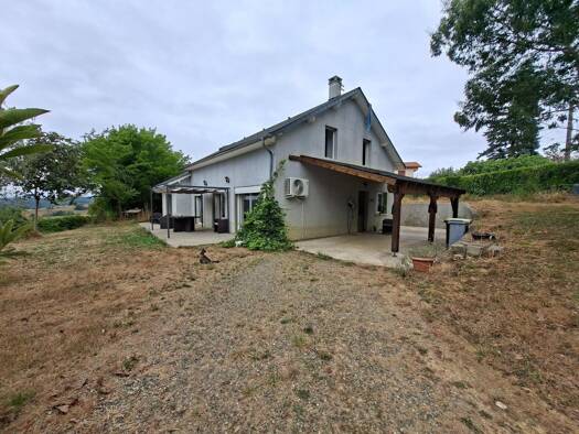 Maison à vendre 355 000 € 7 pièces 6 chambres 180 m² 4 558 m² de terrain Orignac 65200