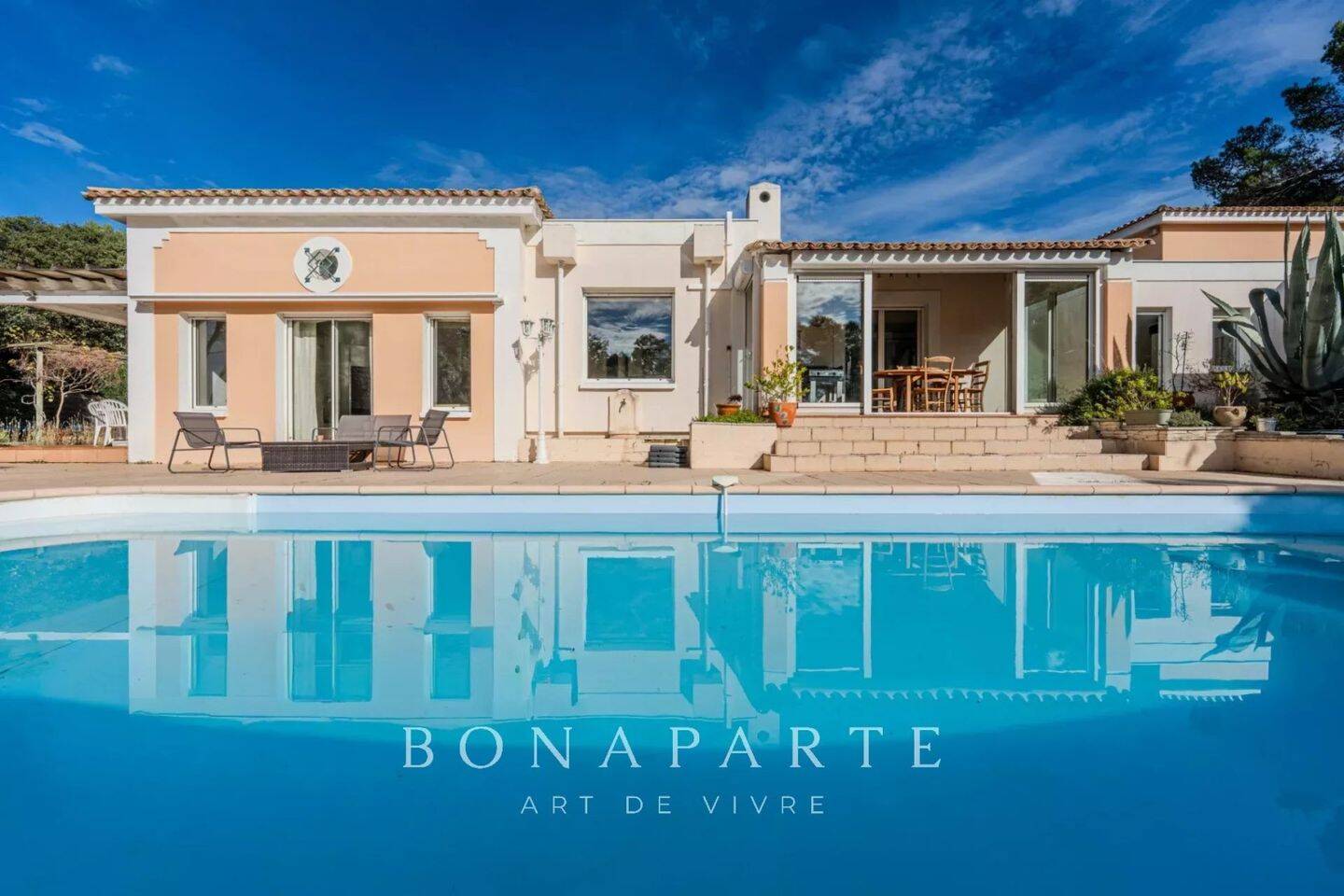 Maison à vendre, 220m², SAINT MATHIEU DE TREVIERS