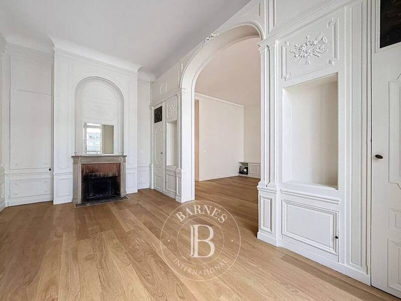 Maison à louer, 179m², PARIS 16E