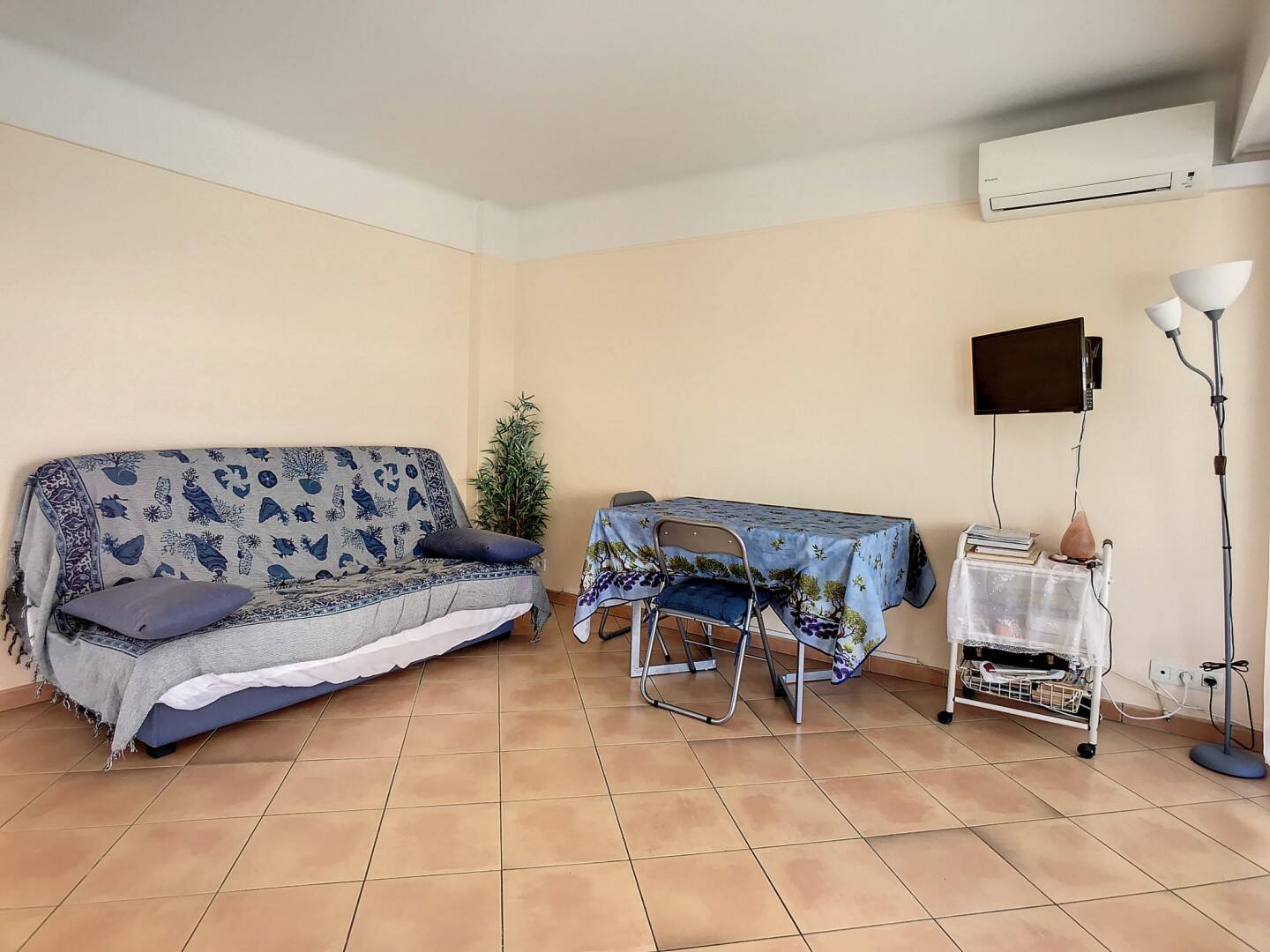 Maison à louer, 39m², JUAN LES PINS