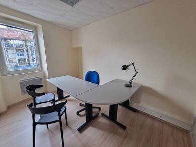 Espace bureau à louer 460 € 39 m² de bureaux Hagetmau 40700