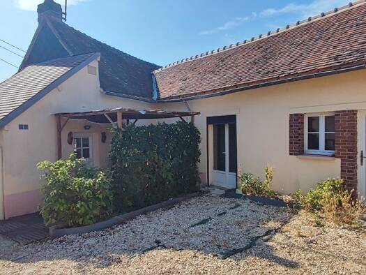 Maison de plain-pied à vendre 124 000 € 4 pièces 2 chambres 75 m² 449 m² de terrain Illiers-Combray 28120