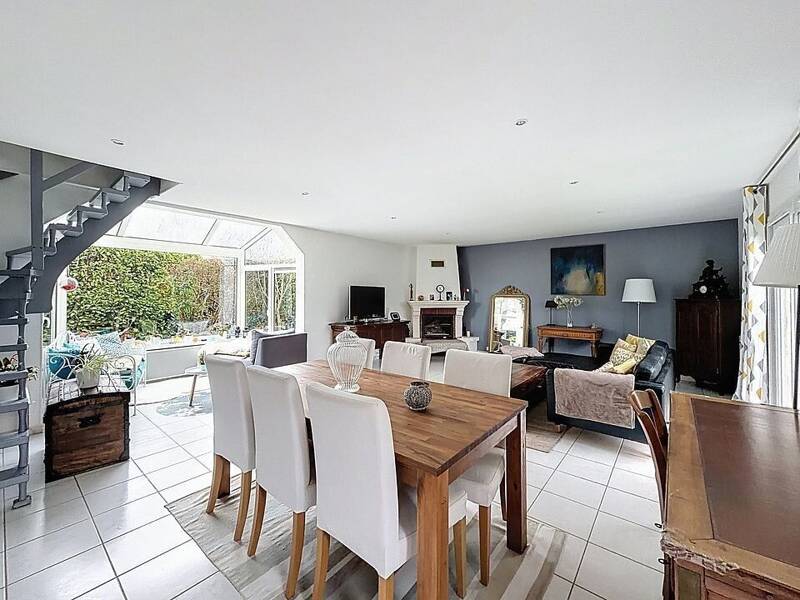 Maison à vendre, 125m², VOISINS LE BRETONNEUX