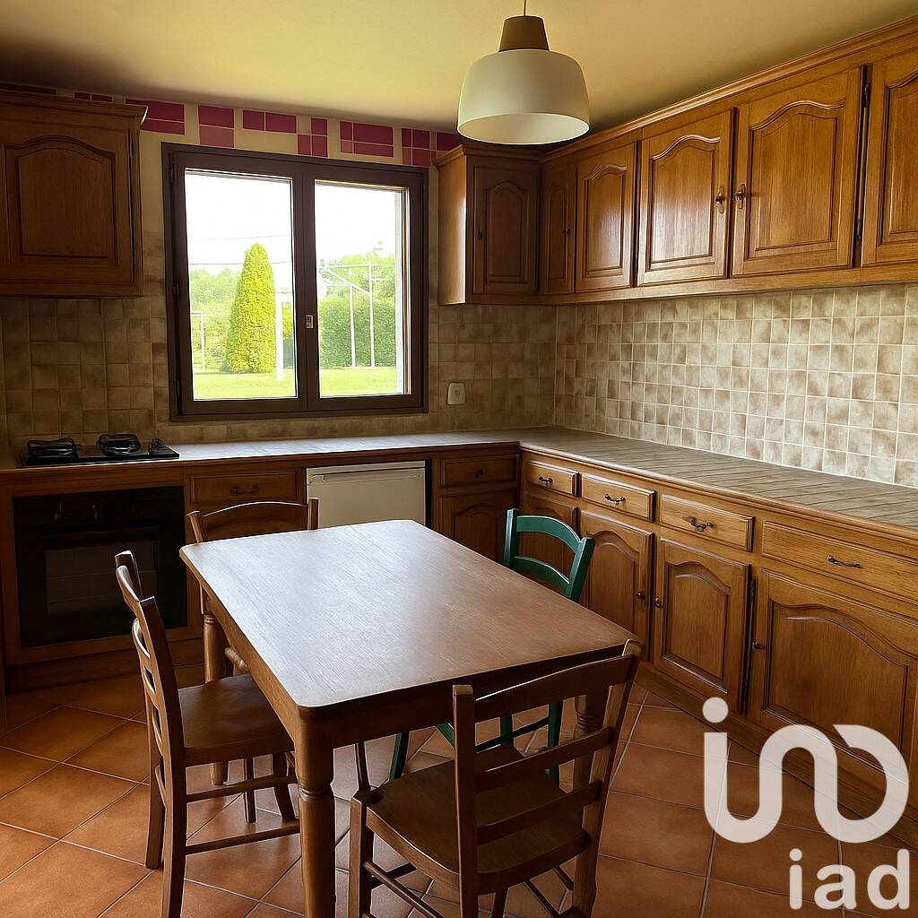 Maison à vendre, 141m², SAINT LEON SUR VEZERE