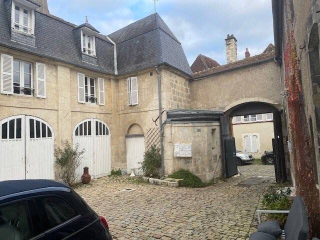 Maison à vendre, 850m², BOURGES