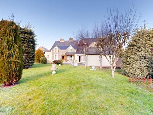 Maison à vendre 220 000 € 5 pièces 3 chambres 87 m² 1 041 m² de terrain Avranches 50300