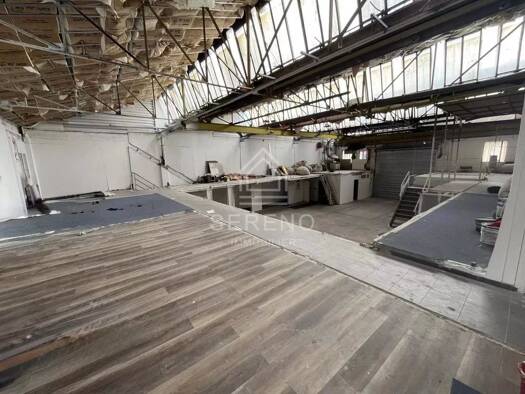 Entrepôt à vendre 1 649 000 € 557,3 m² d'espace de stockage Bas Montreuil-République Montreuil 93100