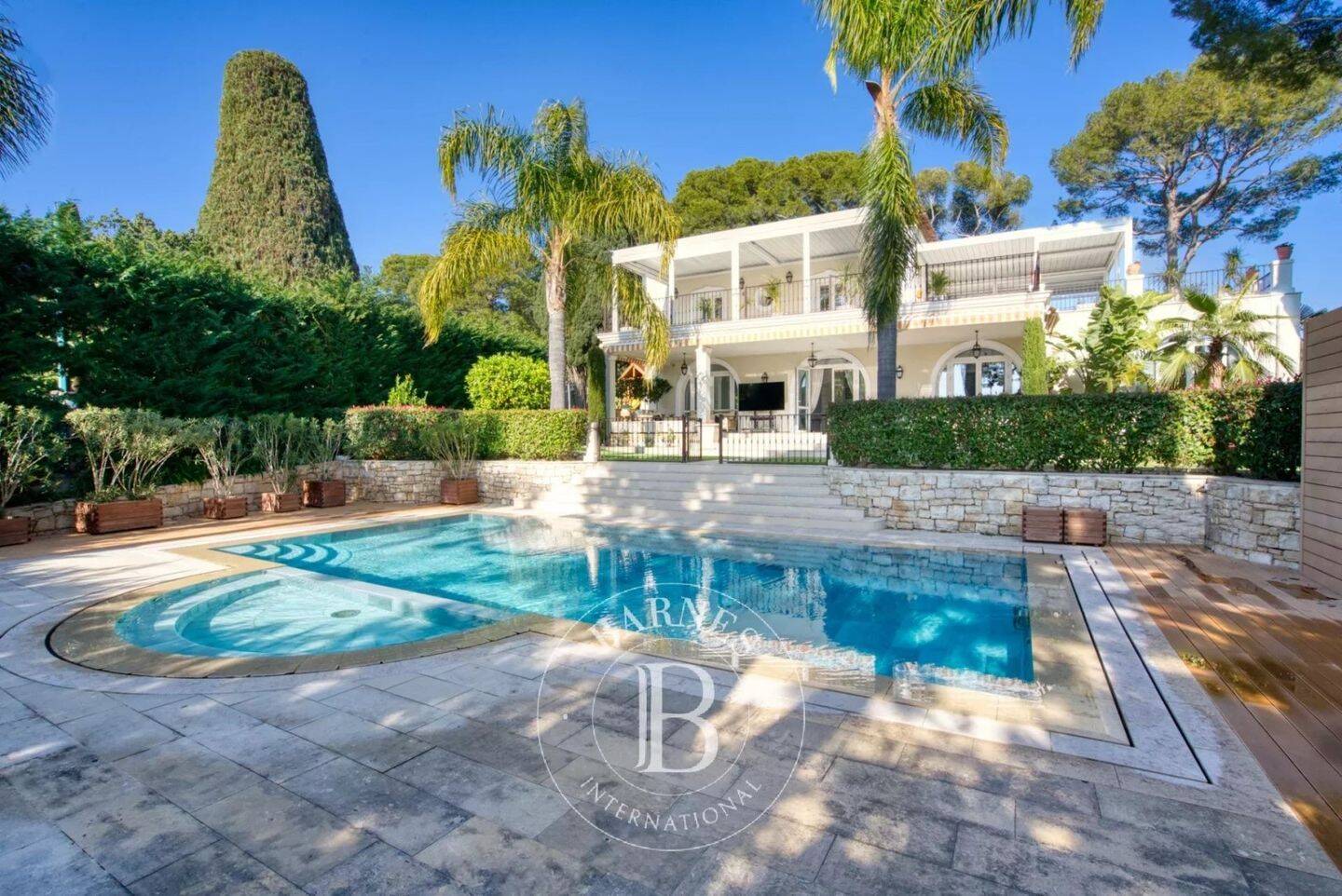 Maison à vendre, 320m², SAINT JEAN CAP FERRAT