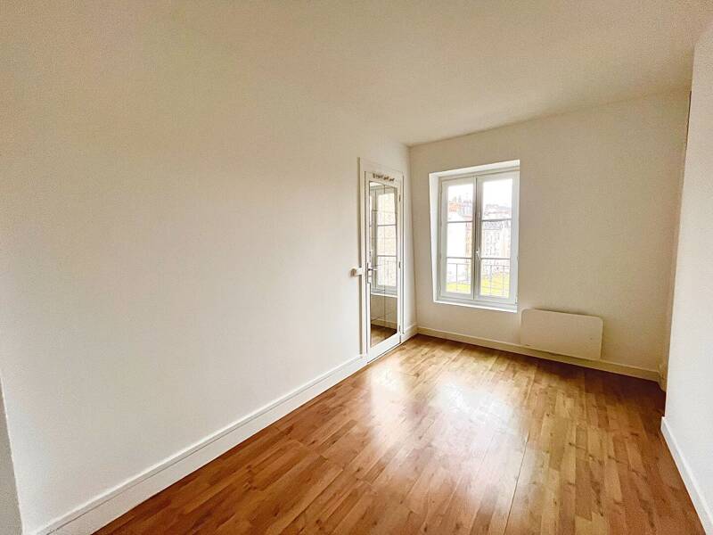 Maison à louer, 28m², PARIS 18E