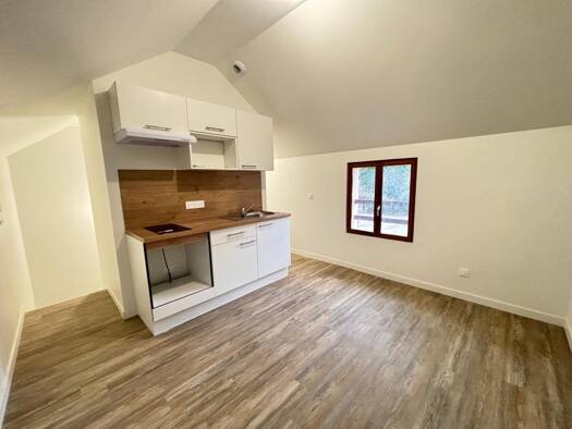 Duplex à louer 630 € 2 pièces 1 chambre 42,3 m² RDC Nogent-l'Artaud 02310