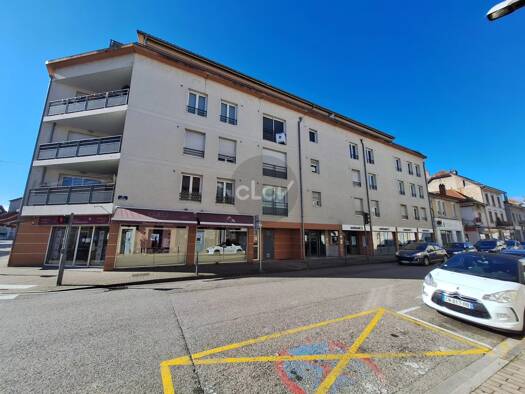 Appartement à vendre 169 000 € 3 pièces 2 chambres 72 m² Étage 3/4 Oiselet la Grive Bourgoin-Jallieu 38300