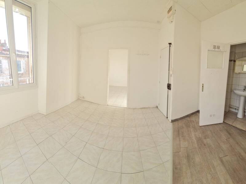 Maison à louer, 31m², MARSEILLE 4E