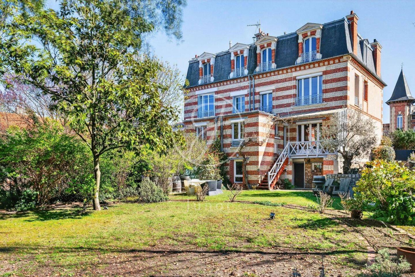 Maison à vendre, 182m², NANTERRE