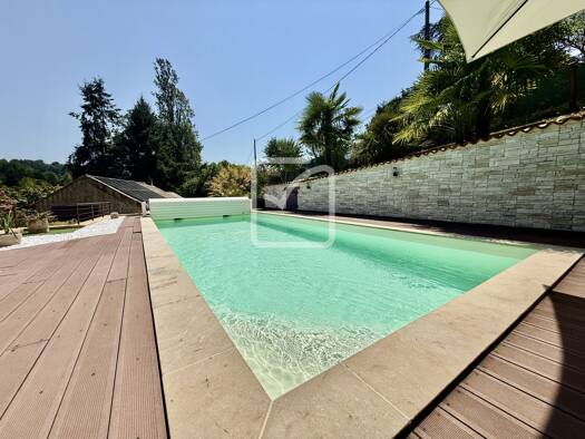 Maison à vendre 535 000 € 11 pièces 6 chambres 263 m² 2 848 m² de terrain Sarlat-la-Canéda 24200
