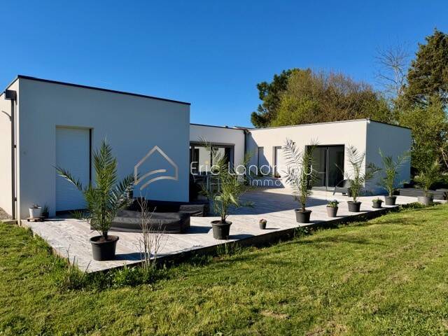Maison à vendre, 245m², TALMONT SAINT HILAIRE