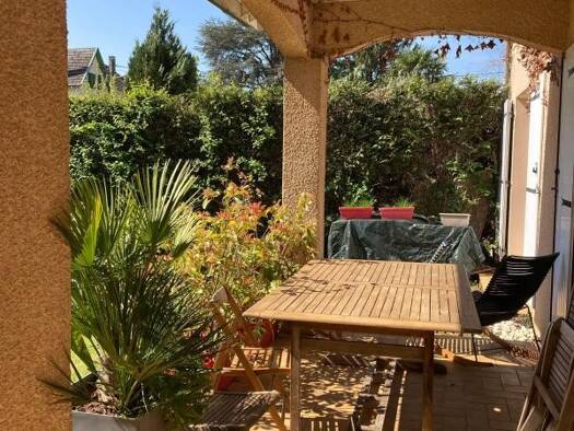 Villa à louer 2 097 € 5 pièces 4 chambres 186,9 m² 155 m² de terrain Vaise-Rochecardon-Industrie Lyon 9ème 69009