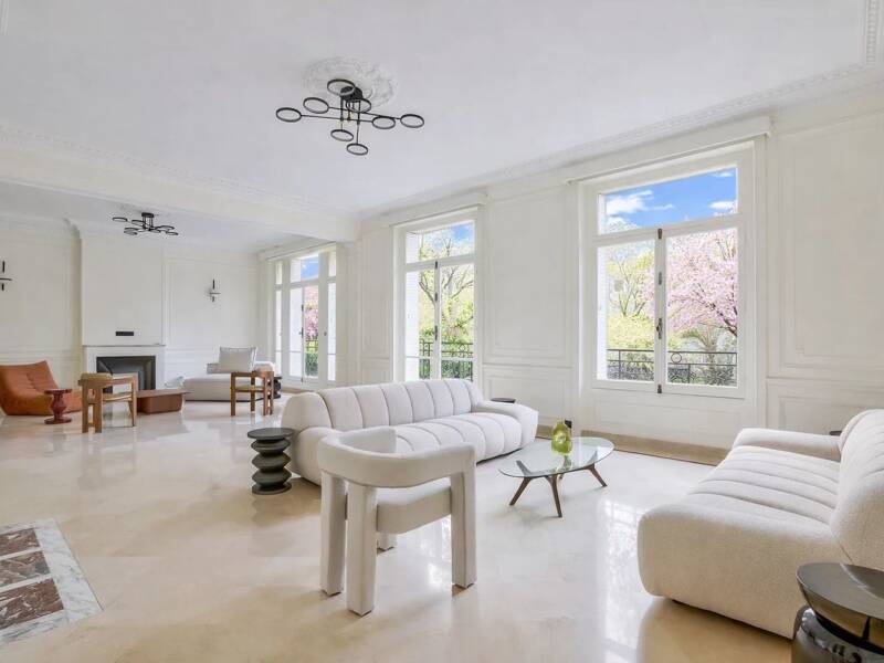 Maison à louer, 350m², PARIS 16E