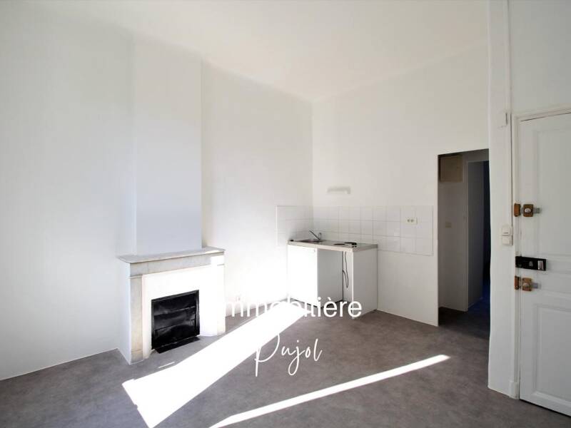 Maison à louer, 25m², MARSEILLE 9E