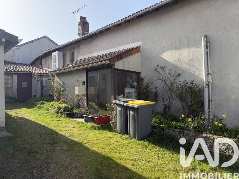 Maison à vendre, 120m², VERNOUX EN GATINE