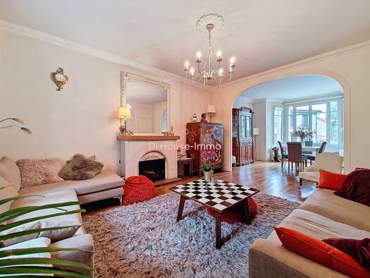 Maison à vendre 597 900 € 6 pièces 4 chambres 113,01 m² 738 m² de terrain Villemomble 93250
