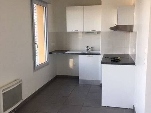 Appartement à louer 820 € 3 pièces 2 chambres 63,8 m² Étage 2/3 Quint-Fonsegrives 31130