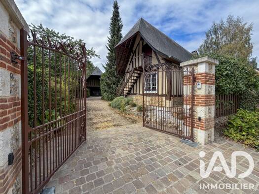 Demeure à vendre 593 000 € 6 pièces 5 chambres 160 m² 3 005 m² de terrain Le Neubourg 27110