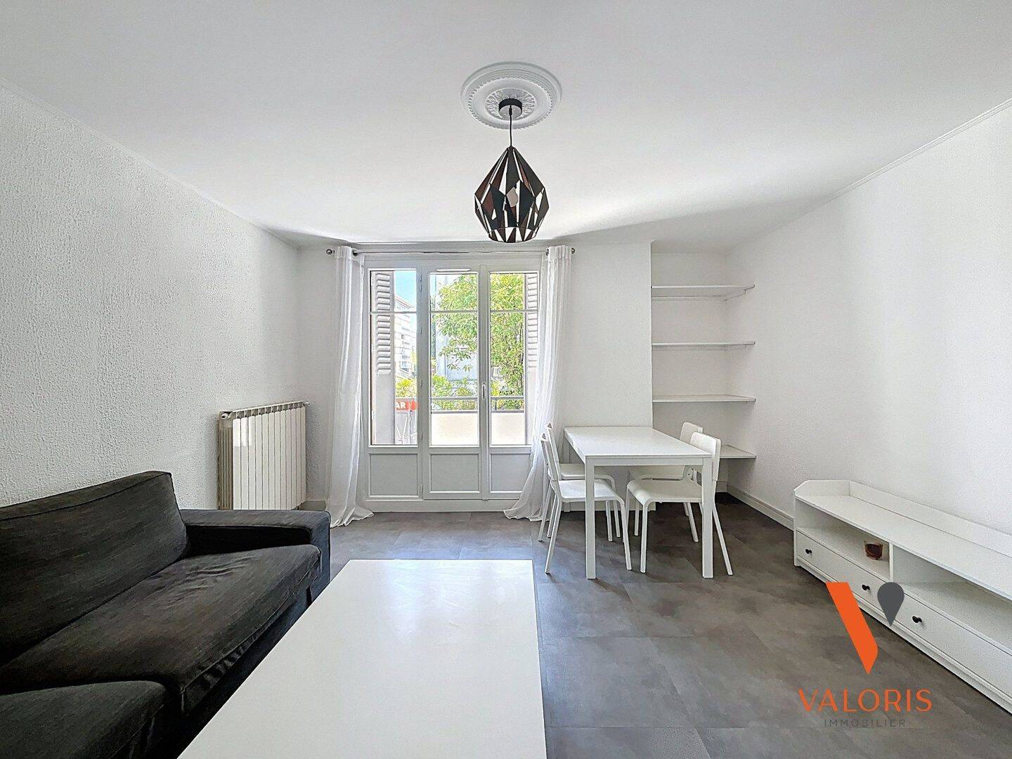 T4 - VILLEBOIS — 1