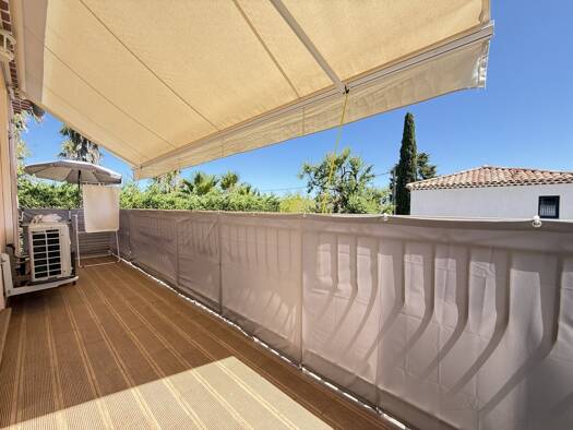 Maison en viager occupé Bouquet 149 000 € 2 pièces 1 chambre 54 m² Nord Sanary-sur-Mer 83110