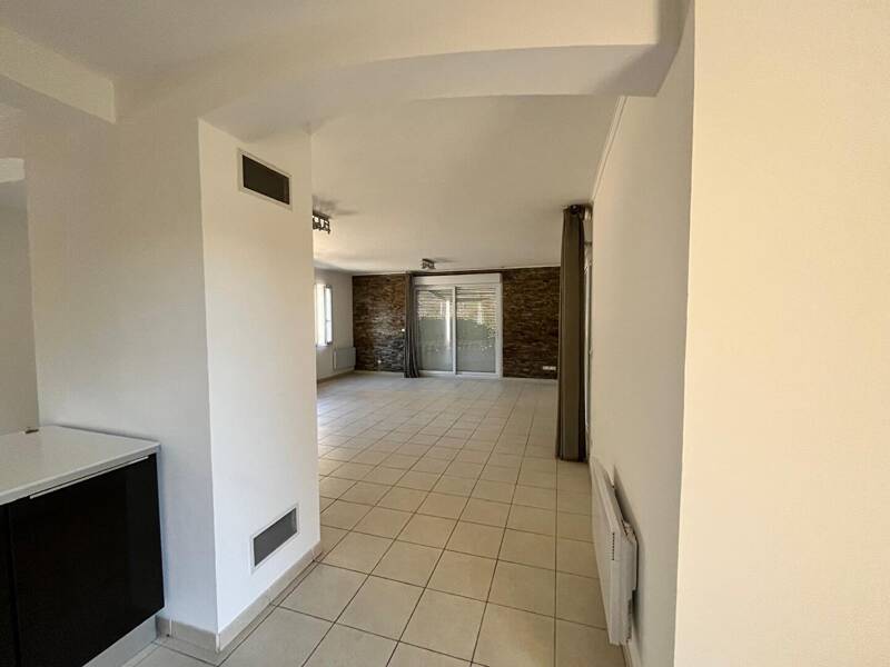 Maison à louer, 127m², BOUYON