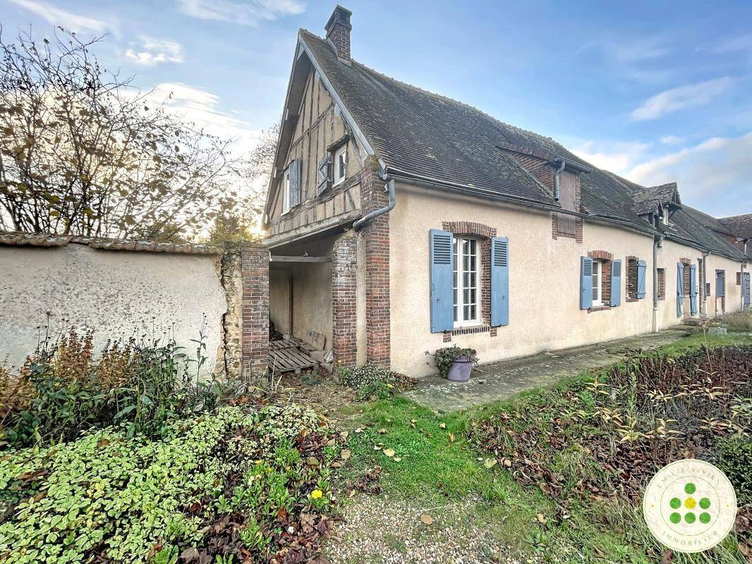 Maison à vendre, 207m², TREMBLAY LES VILLAGES