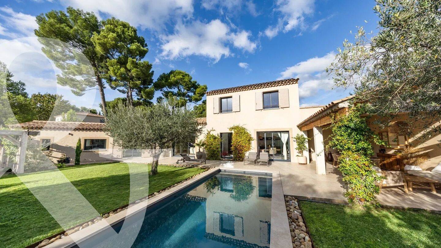 Maison à vendre, 165m², MAUSSANE LES ALPILLES