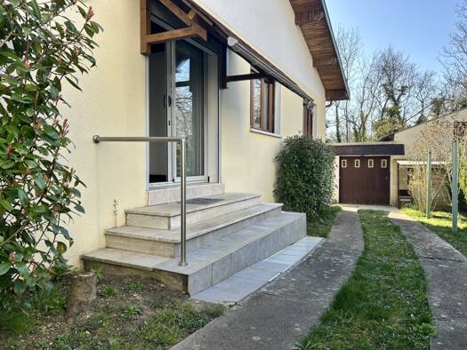 Maison de plain-pied à vendre 195 000 € 4 pièces 3 chambres 85 m² 400 m² de terrain Pagny sur Moselle 54530