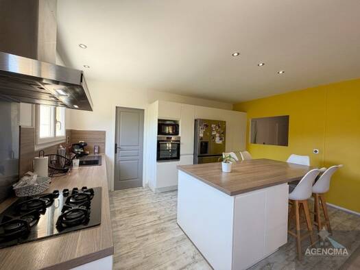 Maison à vendre 609 000 € 5 pièces 4 chambres 144 m² 1 220 m² de terrain Marseillan 34340