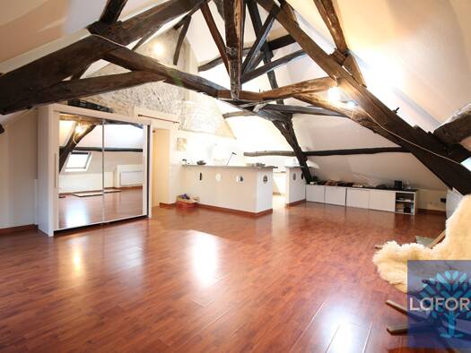 Duplex à louer 551 € 1 pièce 48 m² Étage 2/2 Chalo-Saint-Mars 91780