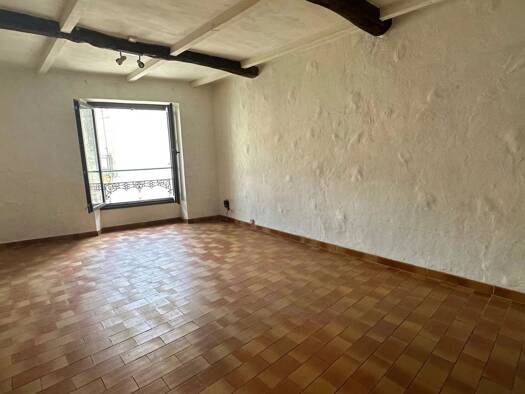 Appartement à louer 540 € 2 pièces 1 chambre 44,2 m² 1er étage Peripherie Centre Saint-Maximin-la-Sainte-Baume 83470